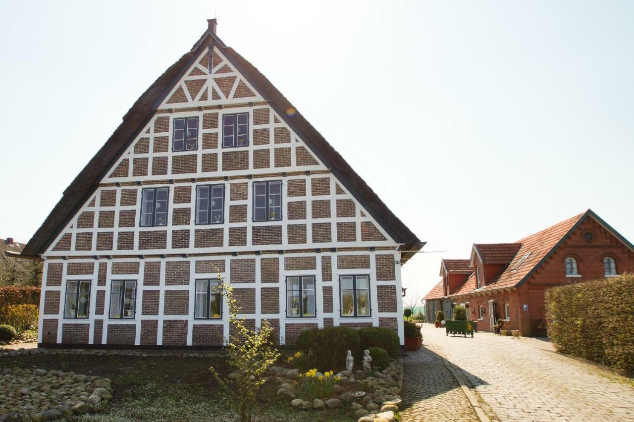 Ferienwohnungen Auf Dem Carlshof In Jork - Altes Land Exterior photo